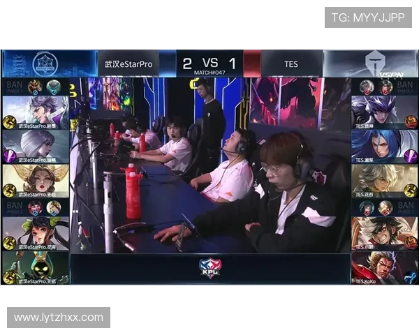 重庆足球队快攻战术解析与实战应用全景分析